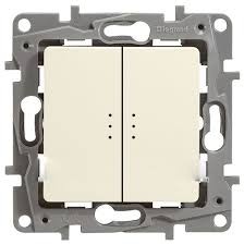 LEGRAND 672316 Выключатель/переключатель 2-клавишный с подсветкой LEGRAND 672316 Выключатель/переключатель 2-клавишный с подсветкой