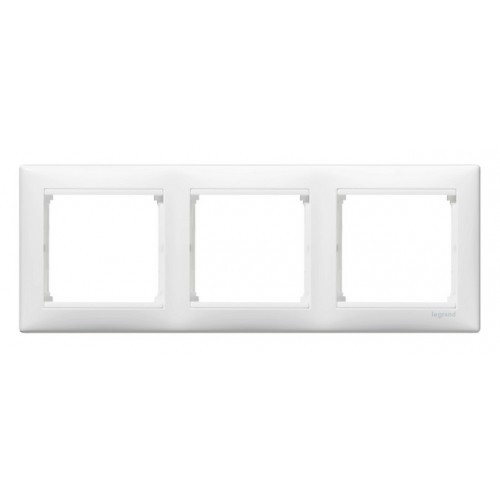 LEGRAND 774453 Рамка 3 поста LEGRAND 774453 Рамка 3 поста