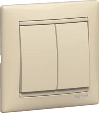 LEGRAND 774305 Выключатель 2-клавишный LEGRAND 774305 Выключатель 2-клавишный