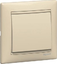 LEGRAND 774301 Выключатель 1-клавишный LEGRAND 774301 Выключатель 1-клавишный