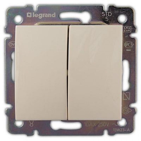 LEGRAND 774308 Переключатель на 2 направления LEGRAND 774308 Переключатель на 2 направления