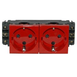 LEGRAND 77622 Модуль розетки 2х2К+3 LEGRAND 77622 Модуль розетки 2х2К+3