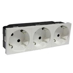 LEGRAND 77253 Модуль розетки 3х2К+3 под углом 45° LEGRAND 77253 Модуль розетки 3х2К+3 под углом 45°