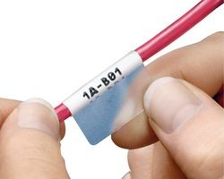 Hyperline WMBL-25x33-A4L-WH Самоламинирующиеся наклейки для печати на лазерных принтерах 25мм х 33мм Hyperline WMBL-25x33-A4L-WH Самоламинирующиеся наклейки для печати на лазерных принтерах 25мм х 33мм