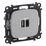Зарядное устройство с двумя USB-разъёмами тип C-тип С 240В/ 5В 3000мА LEGRAND 672435