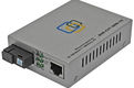 SNR Медиаконвертер 10/100Base-T / 100Base-FX SNR Медиаконвертер 10/100Base-T / 100Base-FX