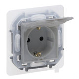 Розетка 2К+З IP 44 с откидной крышкой и шторками LEGRAND 673742