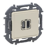 Зарядное устройство с двумя USB, разьемами A, C 240В/ 5В 3000мА LEGRAND 673761