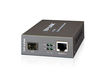 TP-Link Медиаконвертер 10/100/1000 Мбит/с RJ45 - 1000 Мбит/с SFP-слот с поддержкой модулей MiniGBIC TP-Link Медиаконвертер 10/100/1000 Мбит/с RJ45 - 1000 Мбит/с SFP-слот с поддержкой модулей MiniGBIC